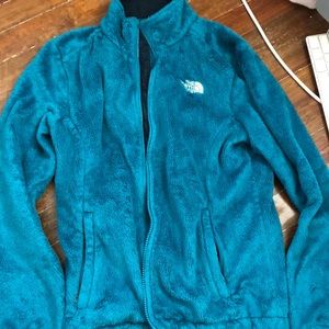 North face blue fuzzy jacket